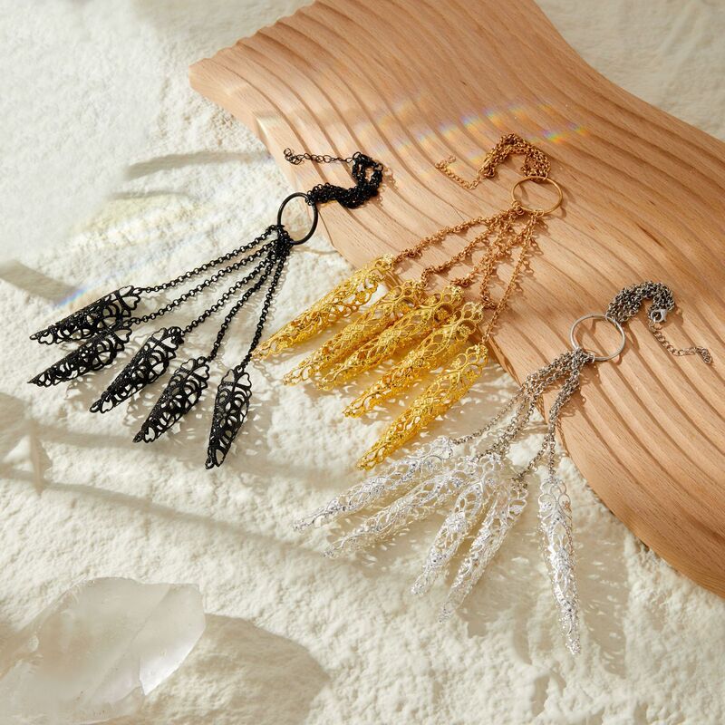 European and American Cross-border New Halloween Gothic Style Finger Bracelet Creative Ghost Hand Back Chain Tapered Nail Chain for Women
