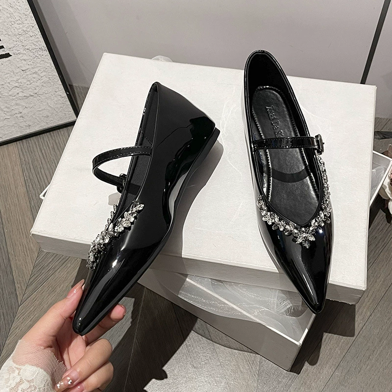 2025 новый маленький ароматный ветер с острыми водяными стразами