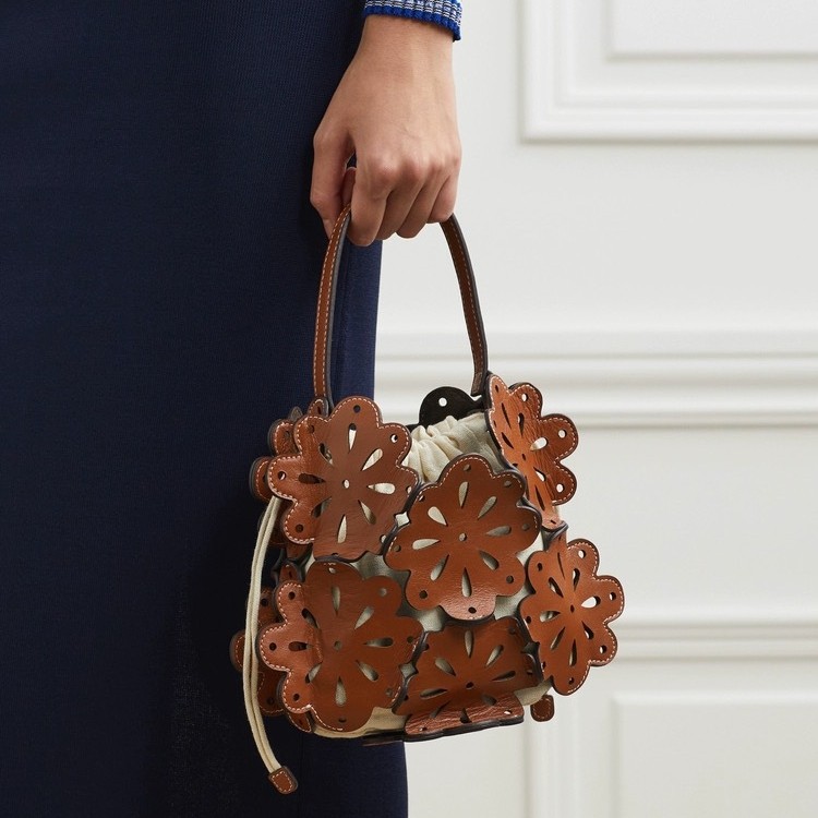 Bolsa de ombro bucket com patchwork floral para mulher_voghion.com