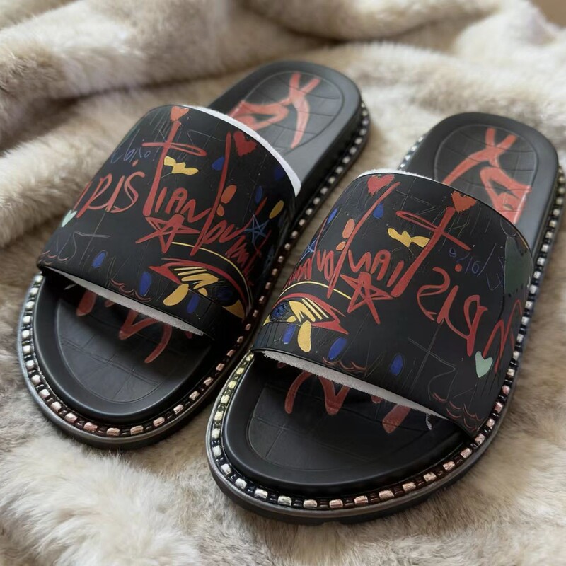 European and American Style Studded Slippers for Men, Light Luxury Lettered Trendy Brand Outdoor Fashion Shoes, New European Style Summer Color-Blocking Thick-Soled Shoes