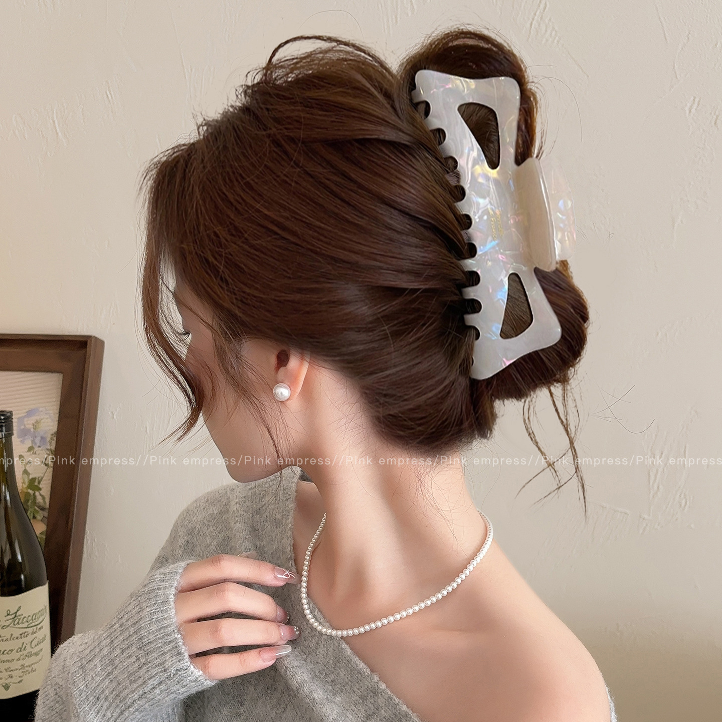 2#Bow-tie dragon bone hair clip, white - approximately 13.5cm