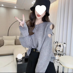 秋季新款慵懒风破洞露肩设计感长袖毛衣女小众宽松打底针织衫上衣