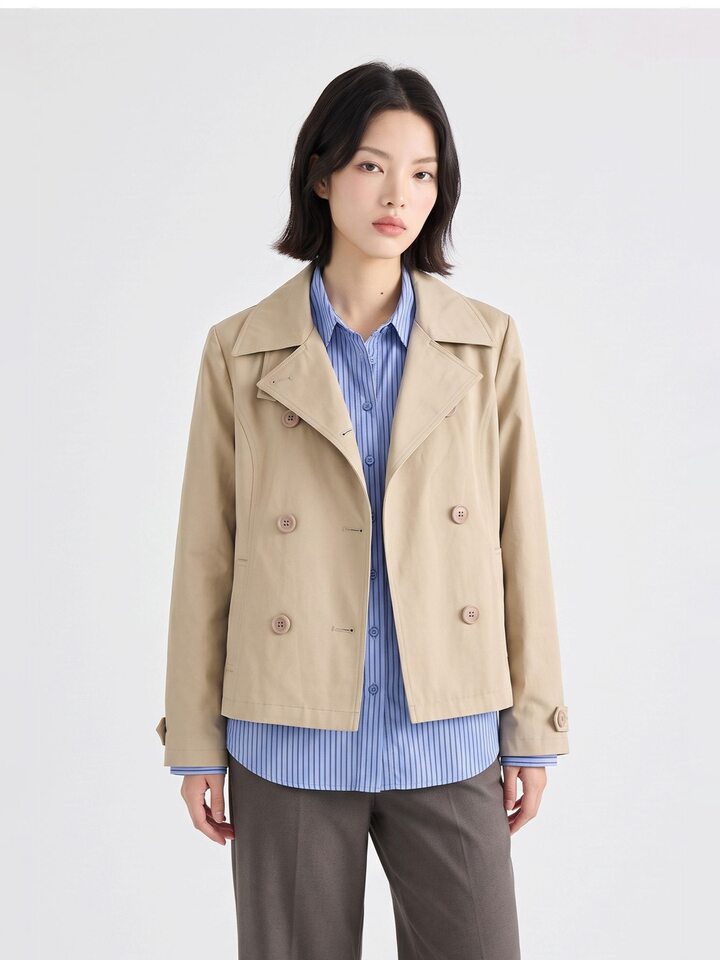 Áo khoác gió nữ dáng ngắn cổ vest to, phối cúc đôi — màu kaki