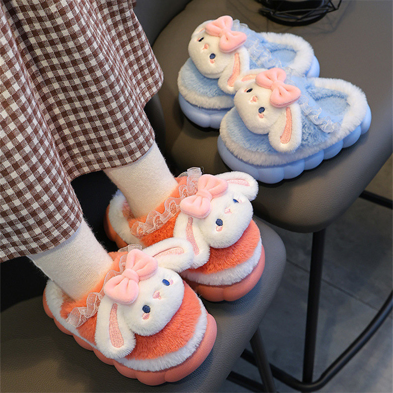 Zapatillas de algodón para niños invierno 2023 nuevos niños y niñas lindos de dibujos animados punta cerrada Zapatillas de algodón cálido zapatillas de felpa