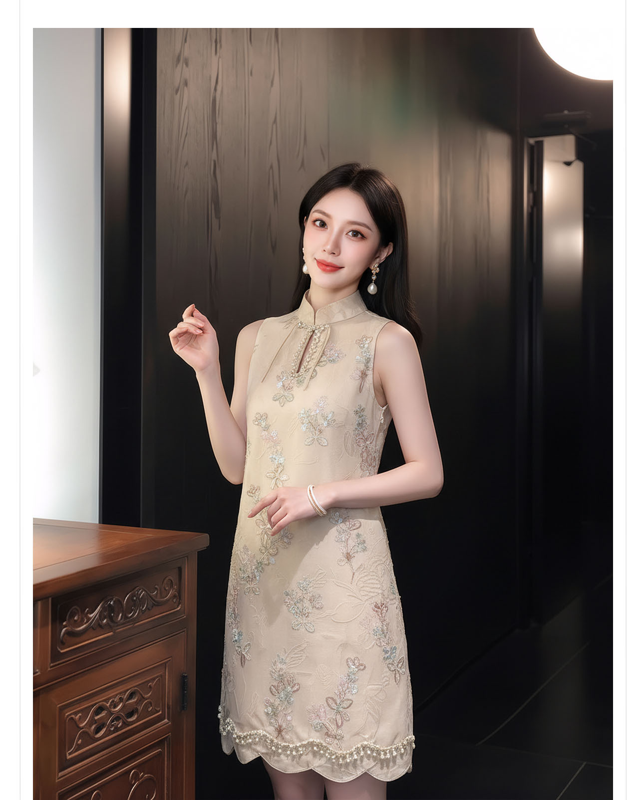 Đầm suông midi tay không họa tiết hoa nhí phong cách Tân Trung Hoa thêu hạt cườm — màu mơ chi tiết 6