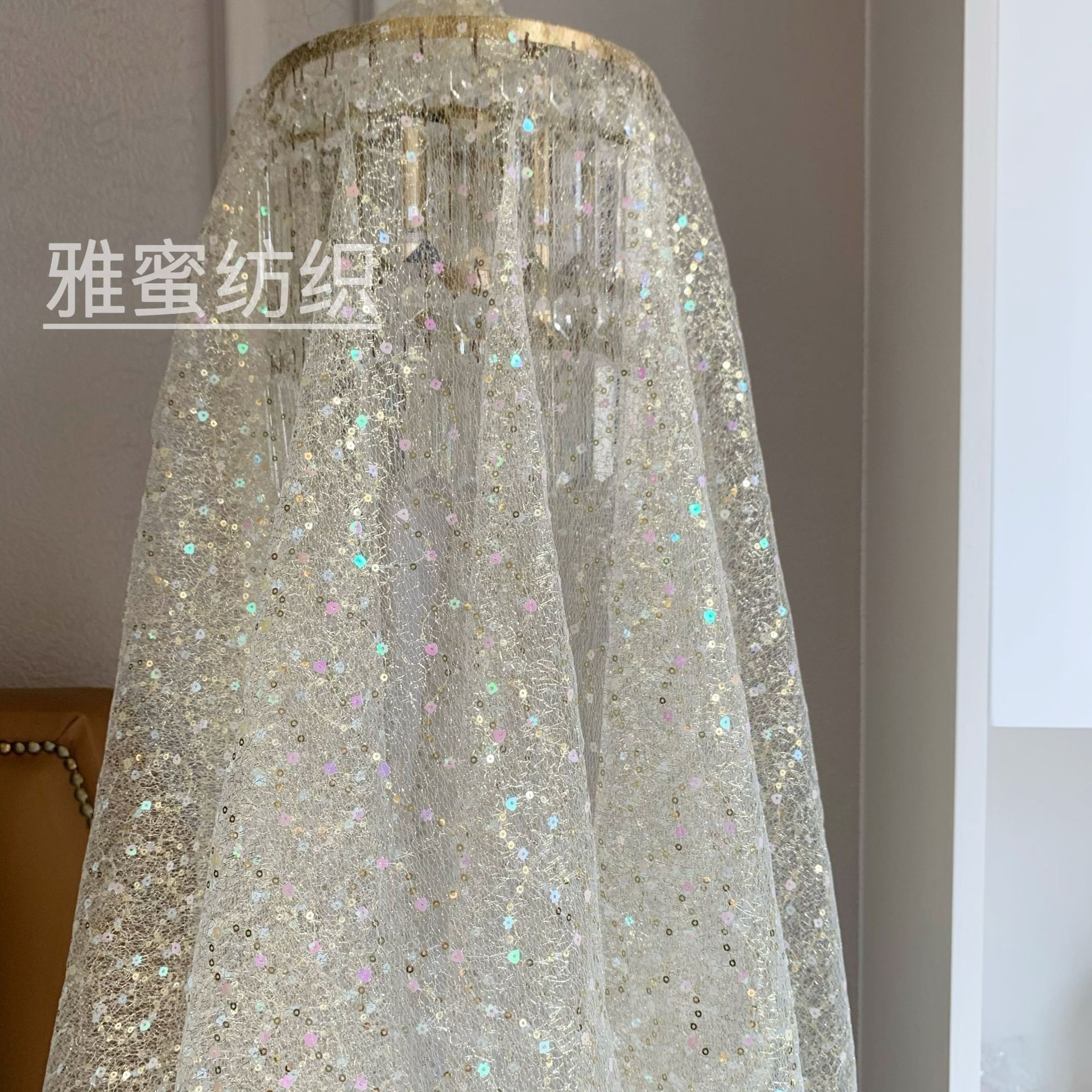Hilo de oro lentejuelas desordenado malla brillante colorido ola bordado Malla tela Lolita Hanfu ropa para niños tela suministro directo