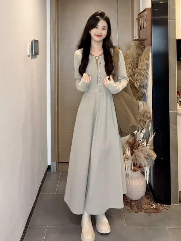 冷淡系漂亮独特别致气质内搭打底长袖连衣裙子长裙2025新款女秋季|undefined