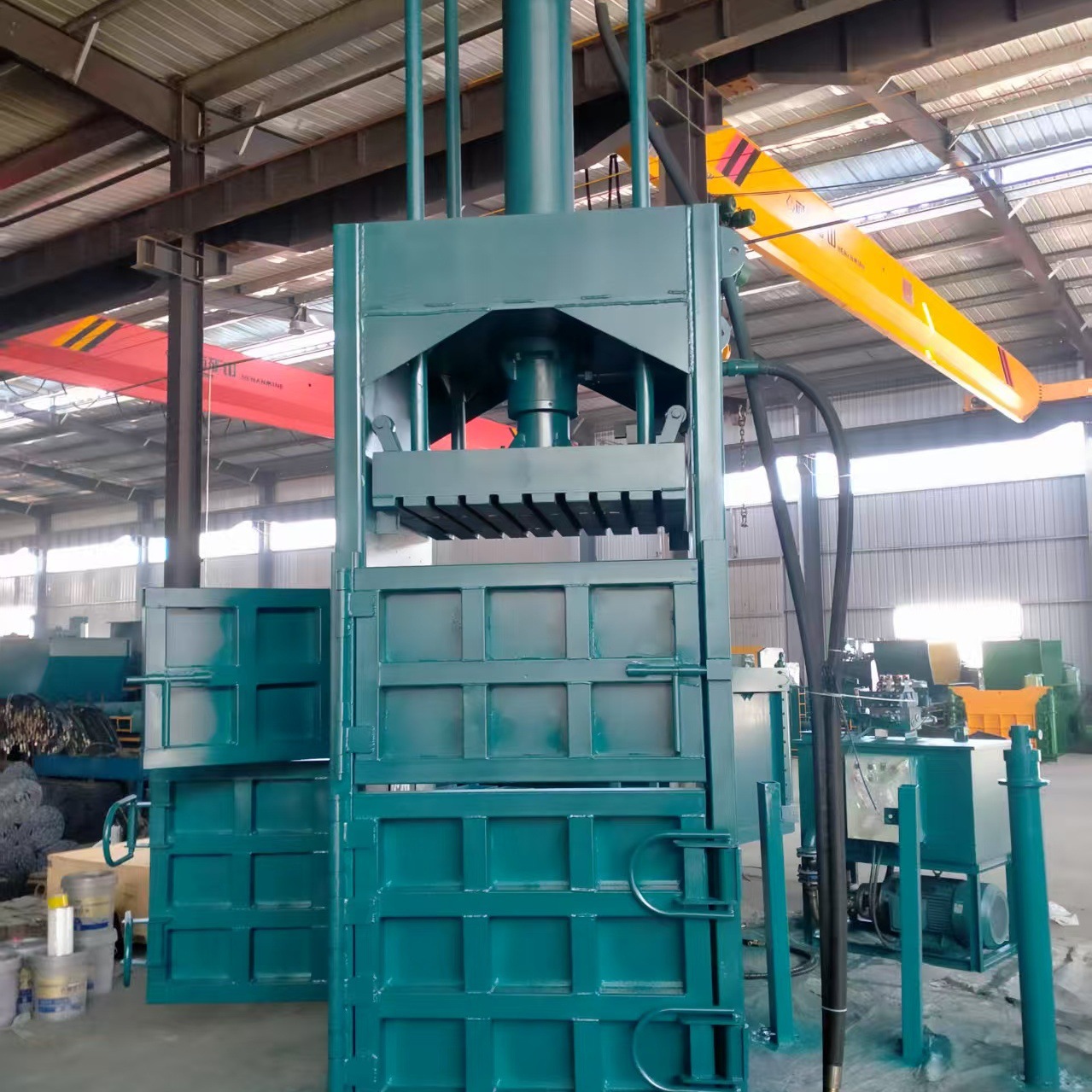 塑料瓶易拉罐打包机供应液压打包机棉纺布料打包机多动能打包机