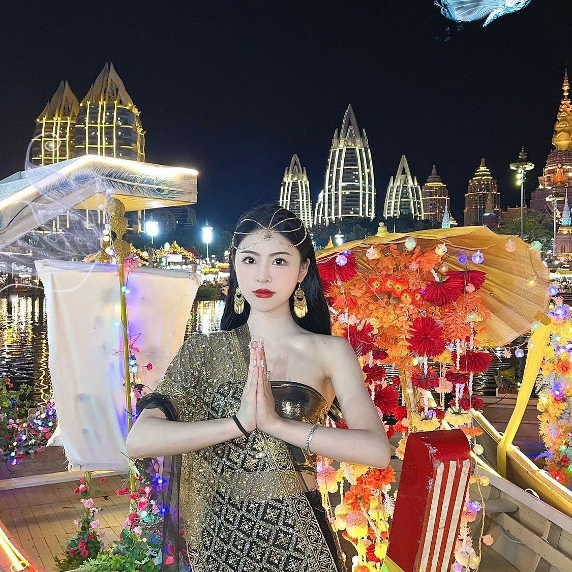 01 스커트 + 튜브탑 + 숄 + 플루메리아 머리핀