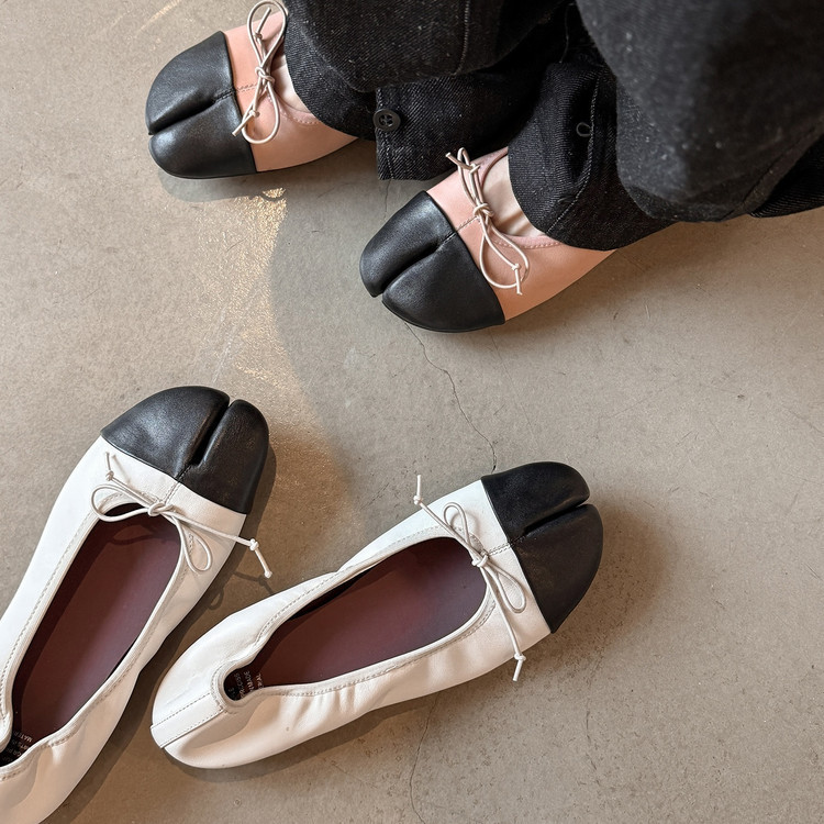 Designer Genuine Leather French-Style Split-Toe Shoes with Bow, Ballet-Style Flat Comfortable Shoes with Color-Blocking, Absolutely Stunning and Beautiful
