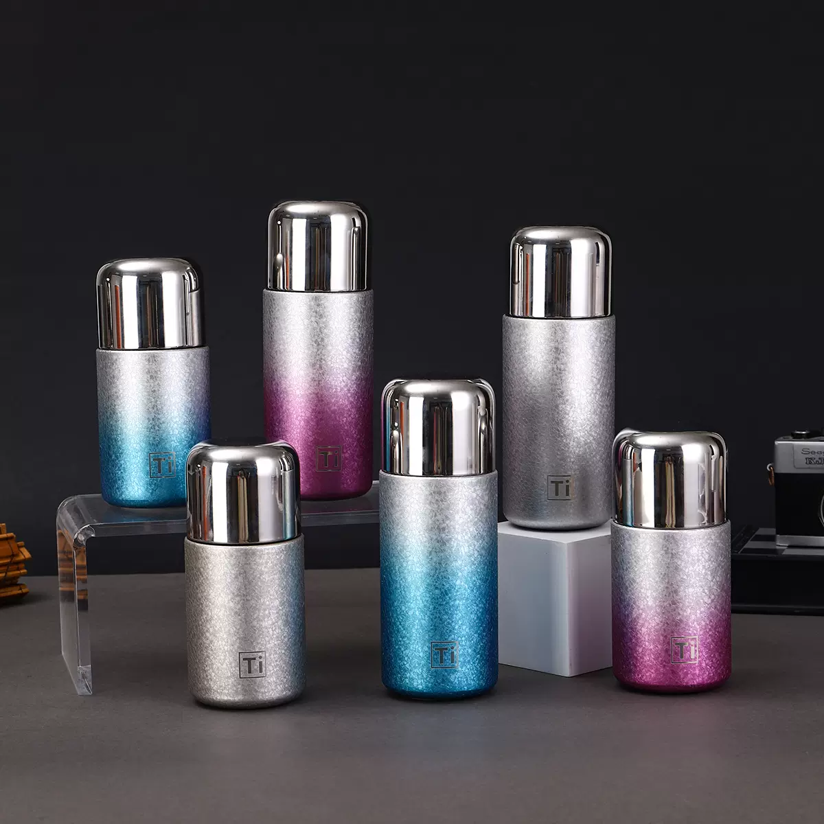 厂家现货渐变覆钛迷你口袋杯双层真空保温杯便携双饮弹跳吸管杯