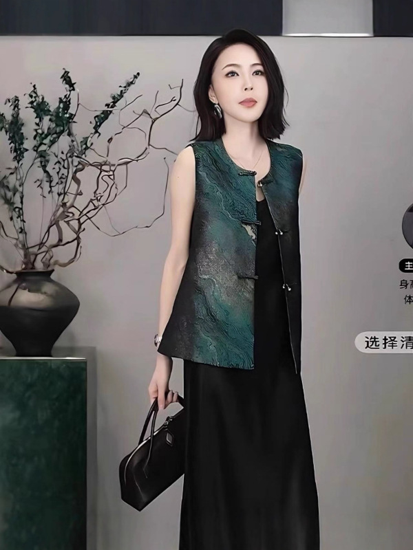 新中式盘扣马甲女2025秋季新款女装宽松百搭轻奢气质宋锦织金上衣|undefined