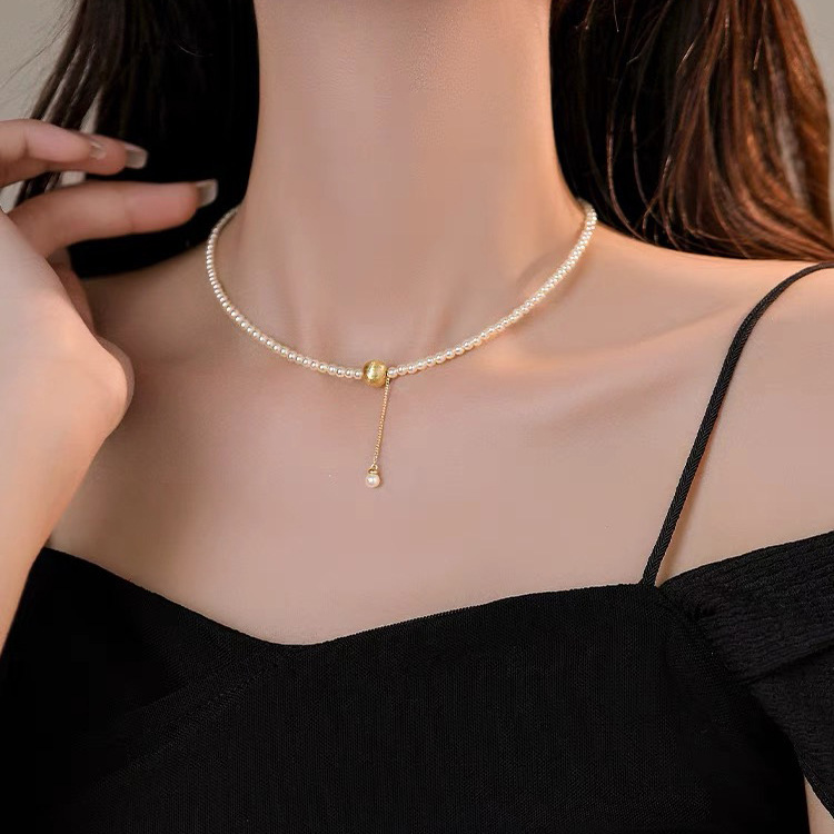 French Entry Luxury Brushed Gold Ball Pearl Necklace 2024 New Style Elegant High-end Gentle Fashion All-match Collarbone Chain