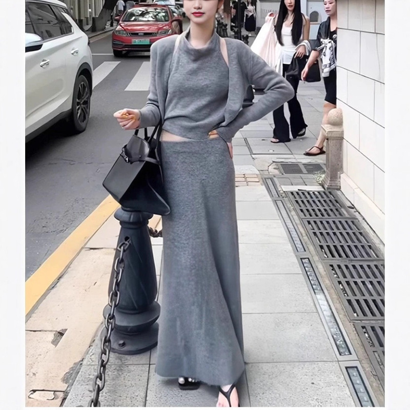 秋冬新款设计感挂脖毛衣半身裙开衫三件套女韩版气质宽松针织套装|undefined