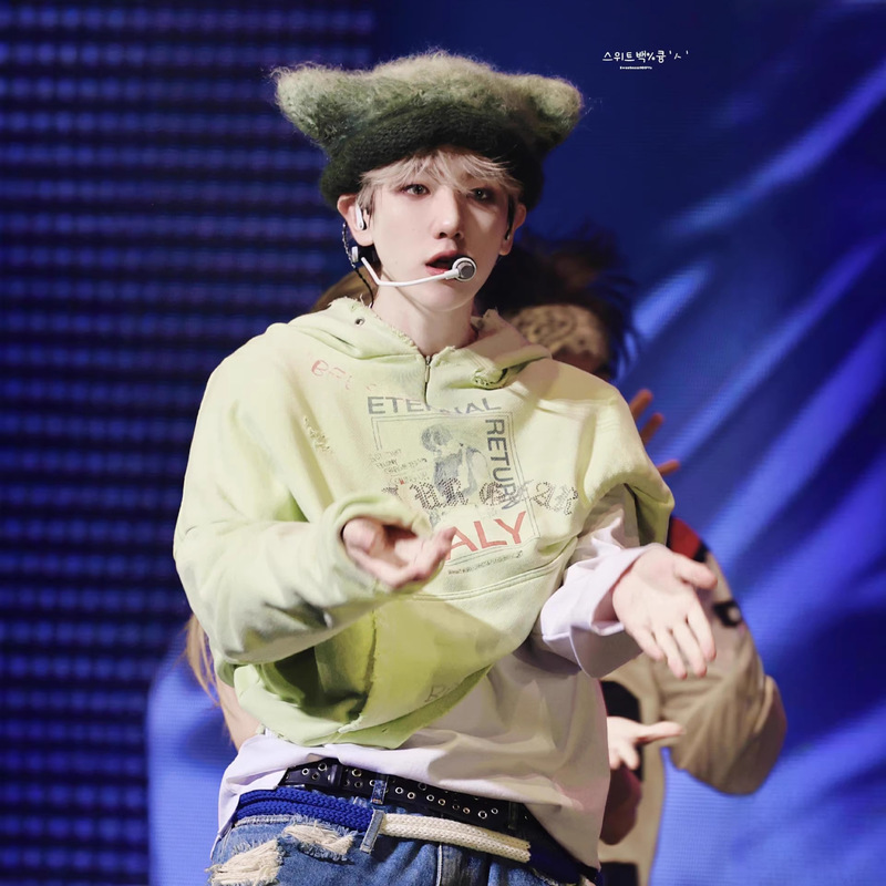 Paly Hollywood Eternal Reincarnation Letter Washed Distressed Hoodie Sweatshirt Same Style as Byun Baekhyun Paly Hollywood Eternal Reincarnation Letter Washed Distressed Hoodie Sweatshirt Same Style as Byun Baekhyun