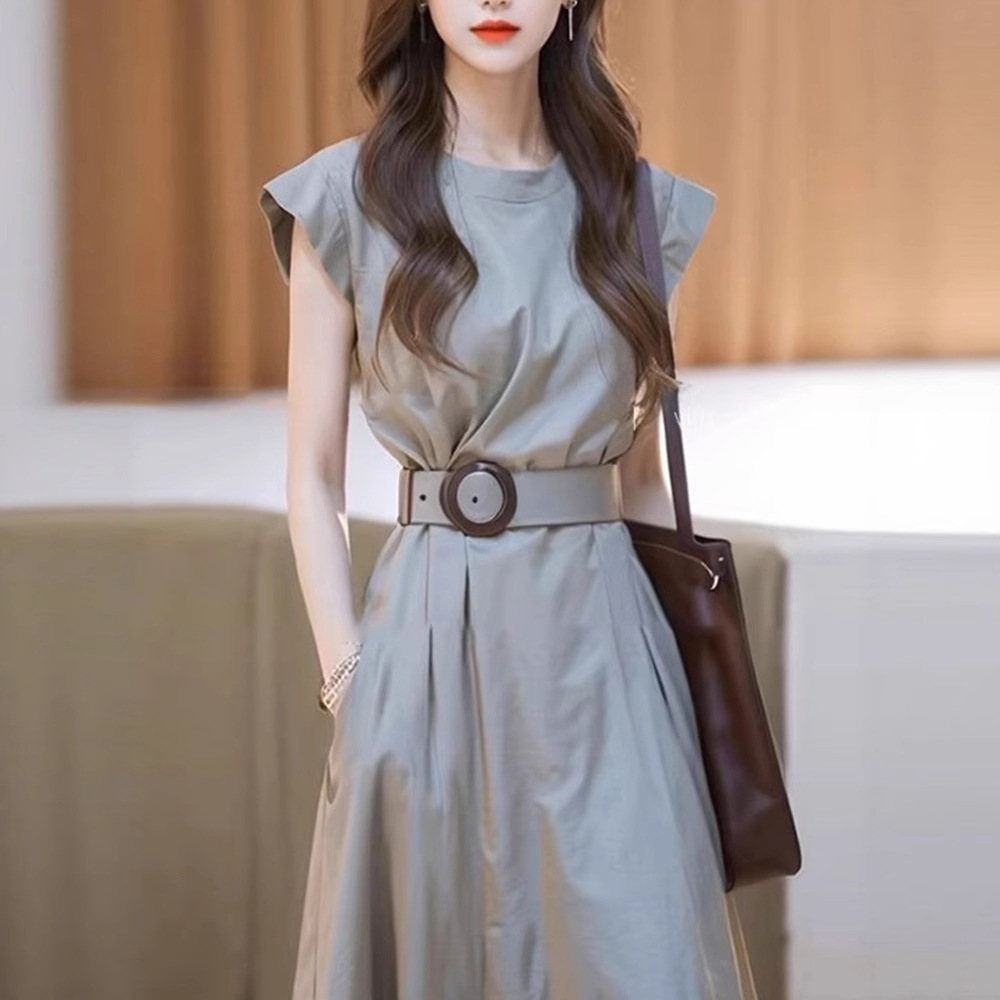 欧货面料故事旗舰店冷淡系轻奢高级感灰色收腰连衣裙女2025新款潮
