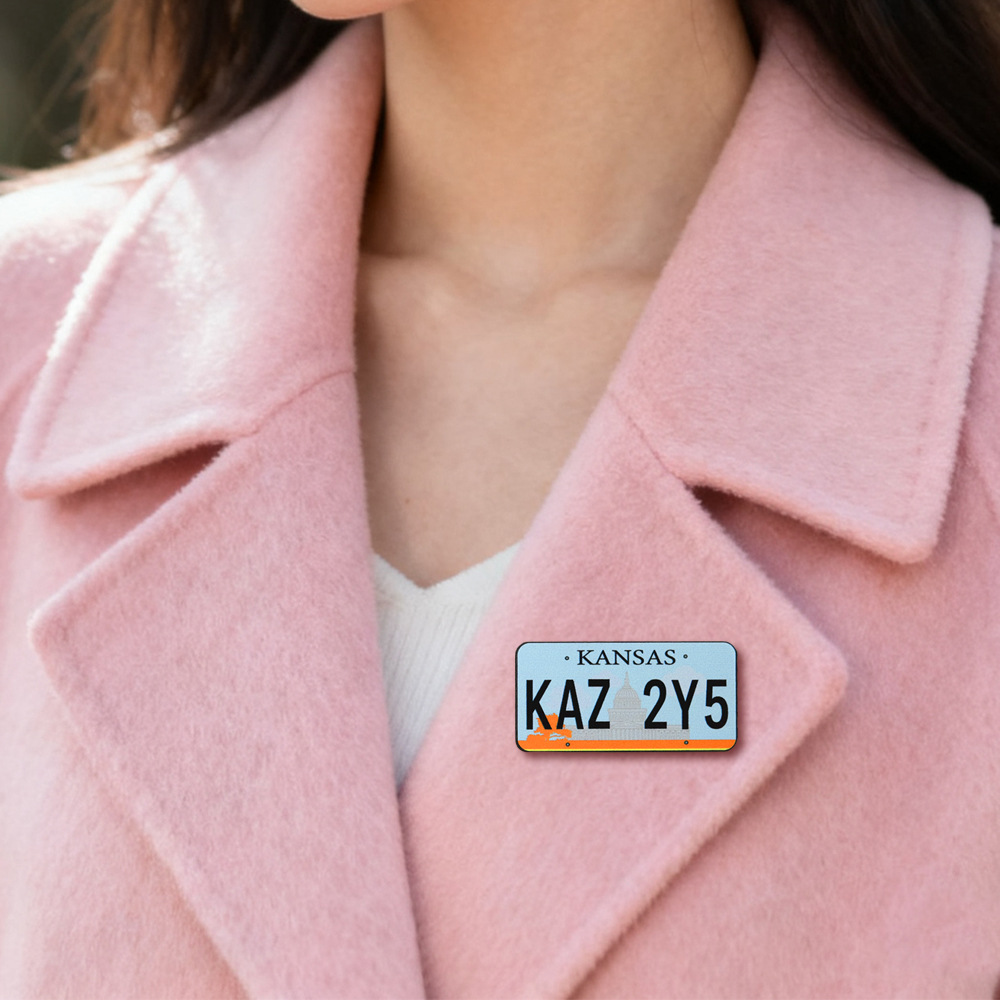 2026 New Simple Style Brooch Geometric License Plate Enamel Badge TV Series Merchandise Fan Gift Collectible
