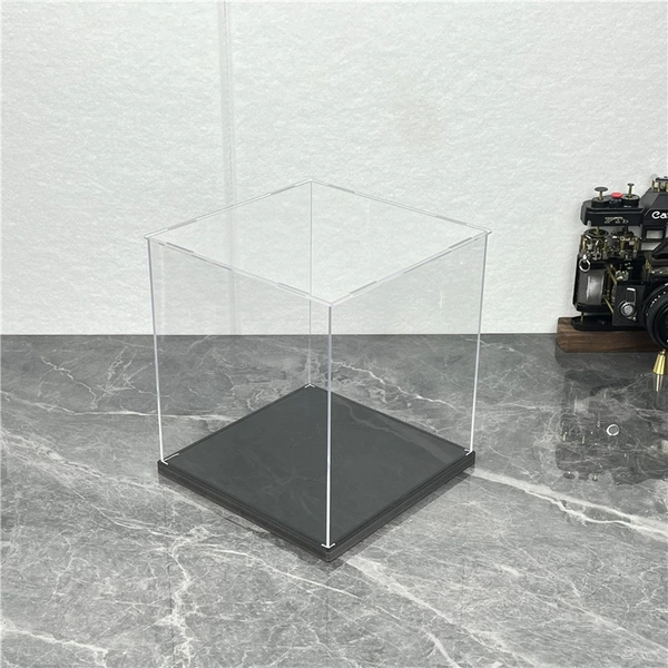 Acrylic display box 20×20×20 cm (self-assembly)