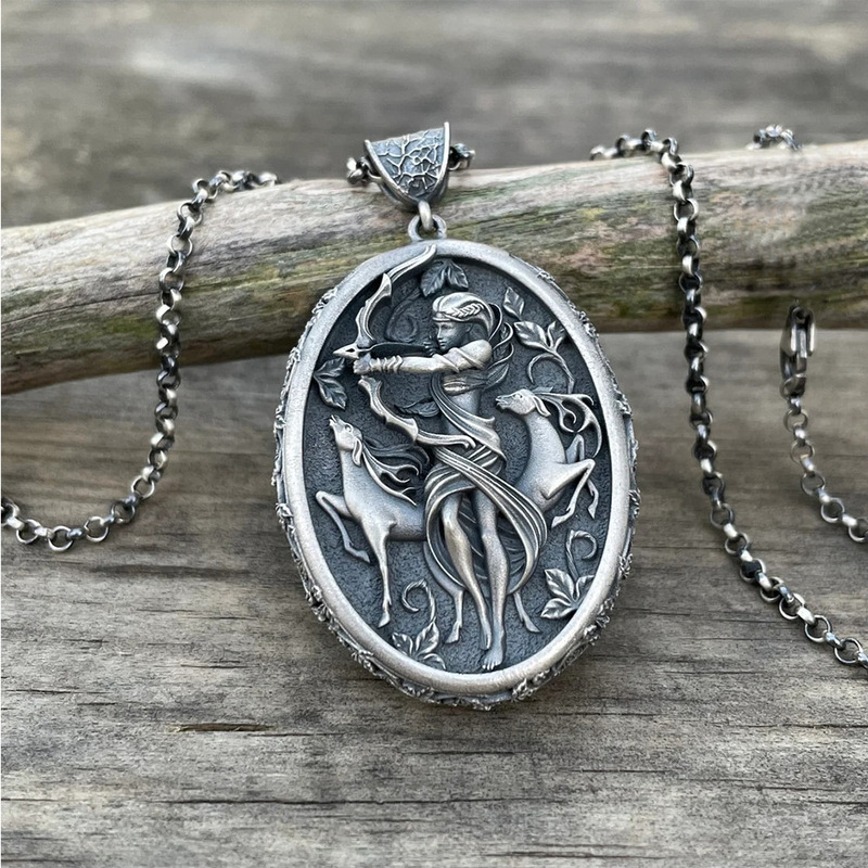 Greek mythology goddess pendant European and American ins style fashion personalized necklace men and women Hip Hop Street cross-border jewelry