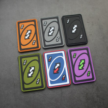 简睿转向牌PVC立体创意臂章户外包贴反转扑克造型徽章欧美风格
