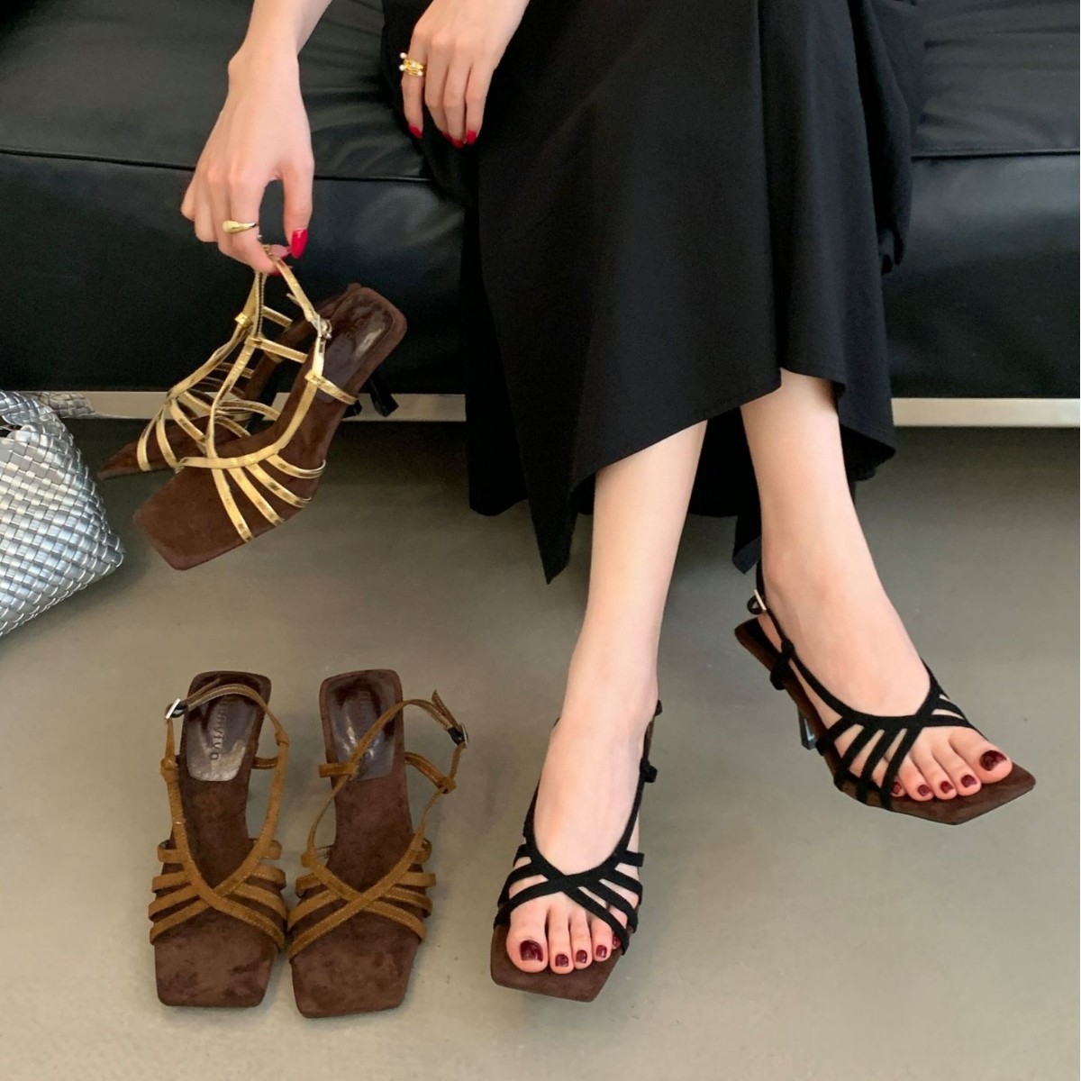 法式气质方头露趾细跟高跟鞋女2025年夏季新款一字带露趾凉鞋女鞋