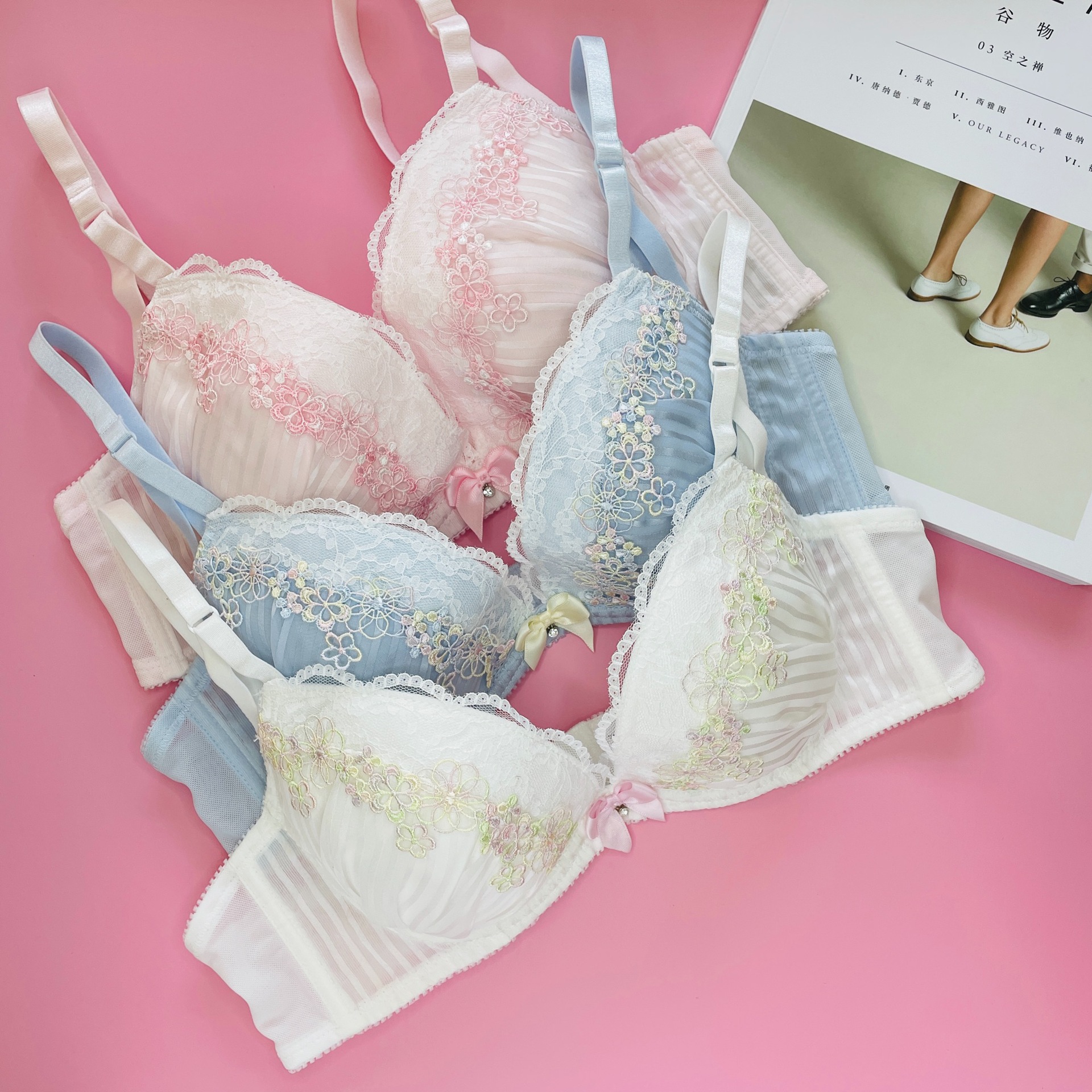 goods in stock Bagged Non-woven fabric Lace Steel ring Chiffon lace Bras lady ventilation Triangle pants Underwear suit