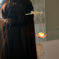 New Fairy-Like Lotus Lantern Tassel Hairpin Vintage Exquisite Updo Hairpin Hanfu Accessory Head-Nodding Ornament Hair Accessories for Women