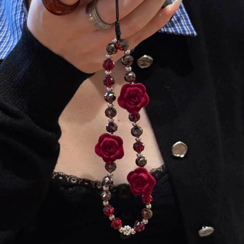 Retro Gothic Red Rose Flower Crystal Beaded Mobile Phone Chain Luxury High-End Niche Design Bag Pendant for Women