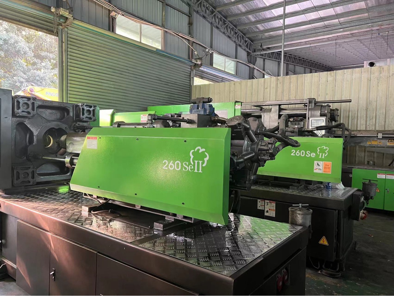 工厂倒闭潮来了处理东华 260T 原装机4台喜欢的联系65000保质保量