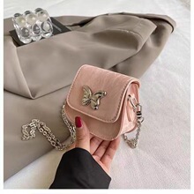 �����ļ��߼����p��С��б������С����Ů2024�¿�μ�ڼt朗l��