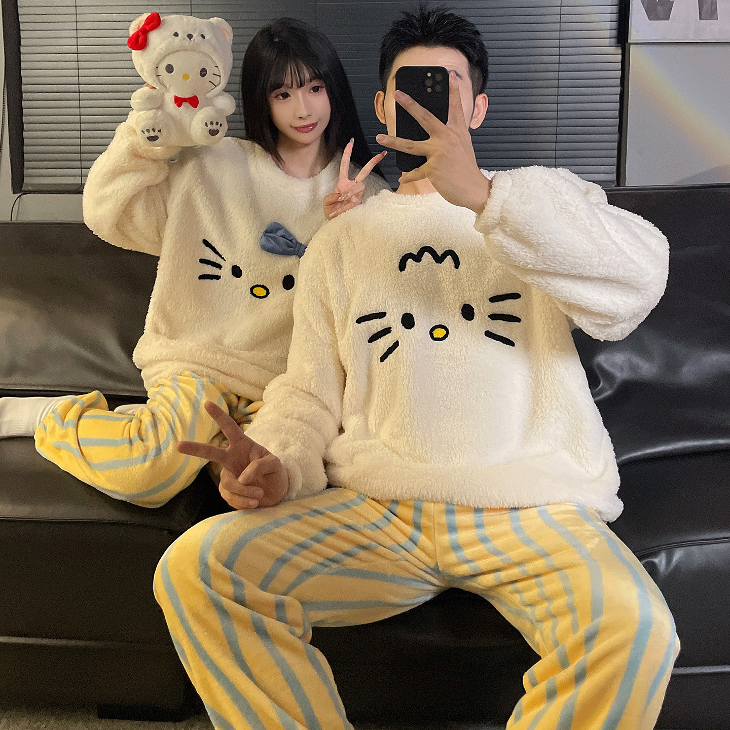 Winter Couple Pajamas Coral Fleece Women Winter New Thickened Warm Flannel Round Neck Long Sleeve Homewear Set