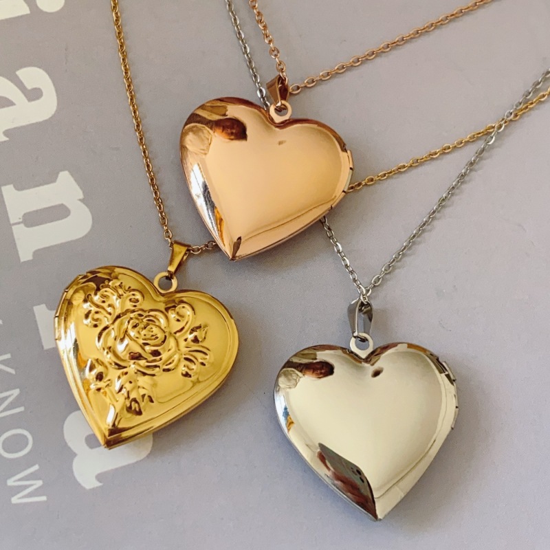 Locket Necklace Classification 316 Stainless Steel Chain Material 18K Gold Plated Rose Gold Plated White Gold Plated 316 Stainless Steel  Ion Plating (IP) Heart Shape Rose IG Style Locket Necklace For Unisex