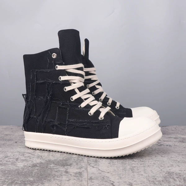 Black high -top bar