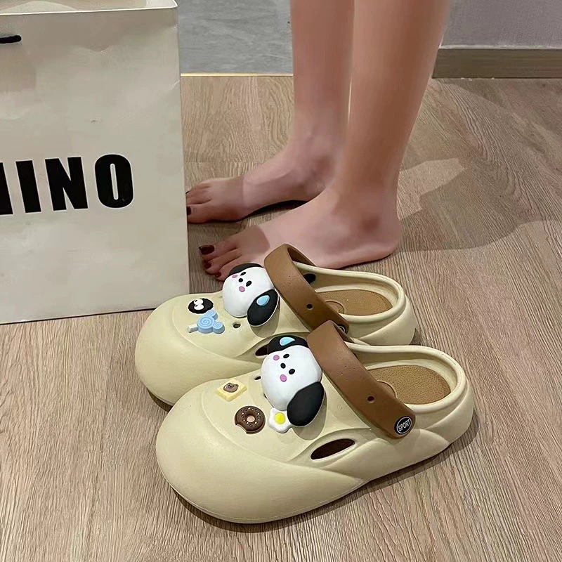 Спотовые туфли с толстой подошной дырочкой для летнего ношения 2024 новый дом увеличивает противоскользящие и неприятные запахи и износостойкие холодные тапочки для женщин