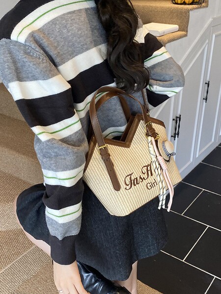 Summer one-shoulder bag for leisure