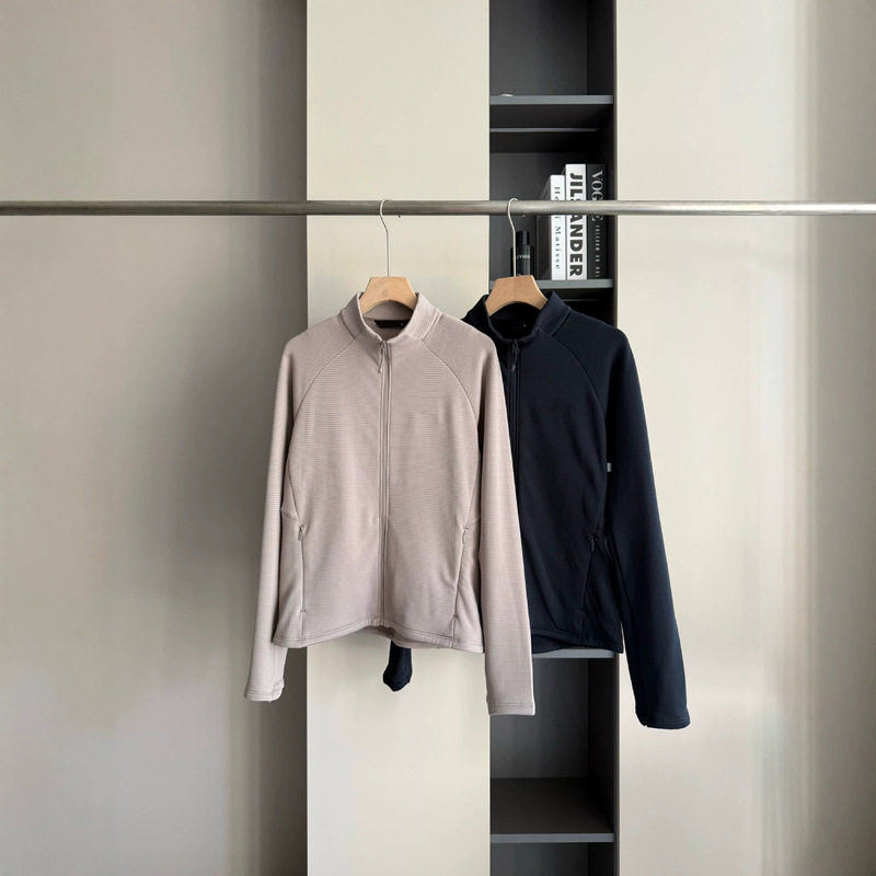 Warm and breathable – new autumn collection women’s merino wool stand-up collar fleece jacket, softshell style 091602 Warm and breathable – new autumn collection women’s merino wool stand-up collar fleece jacket, softshell style 091602
