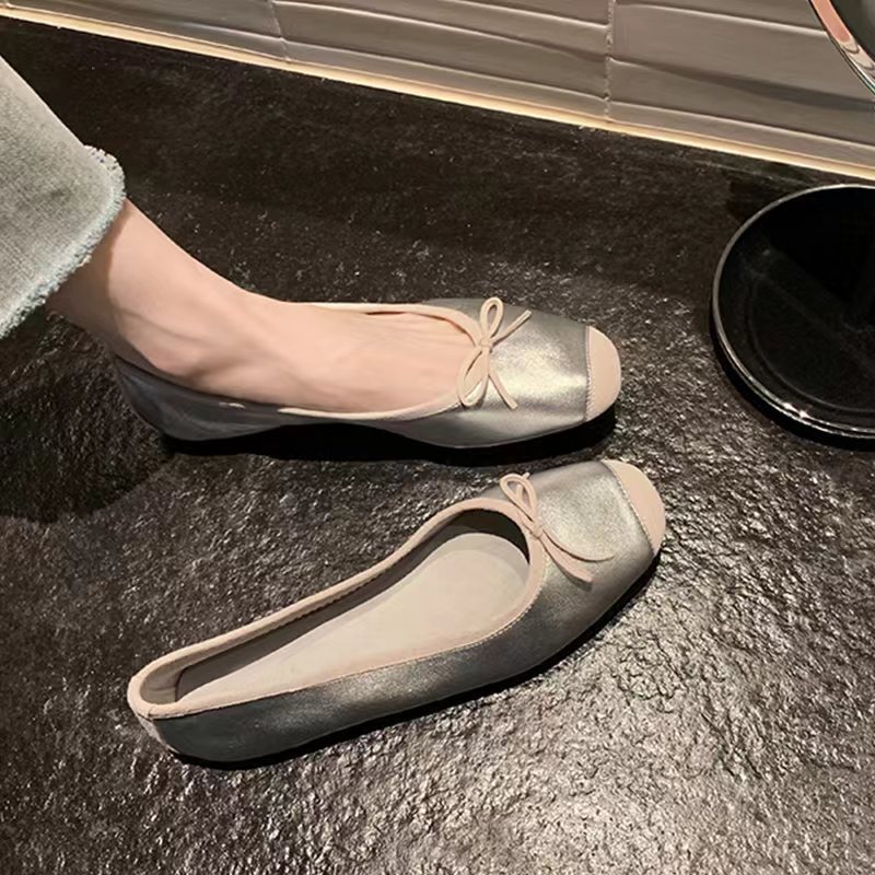 Romantic and delicate summer shoes made of satin made of soft…