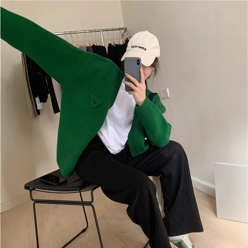 韩版慵懒风毛衣外套秋季新款设计感纯色宽松V领单排扣针织开衫女|undefined