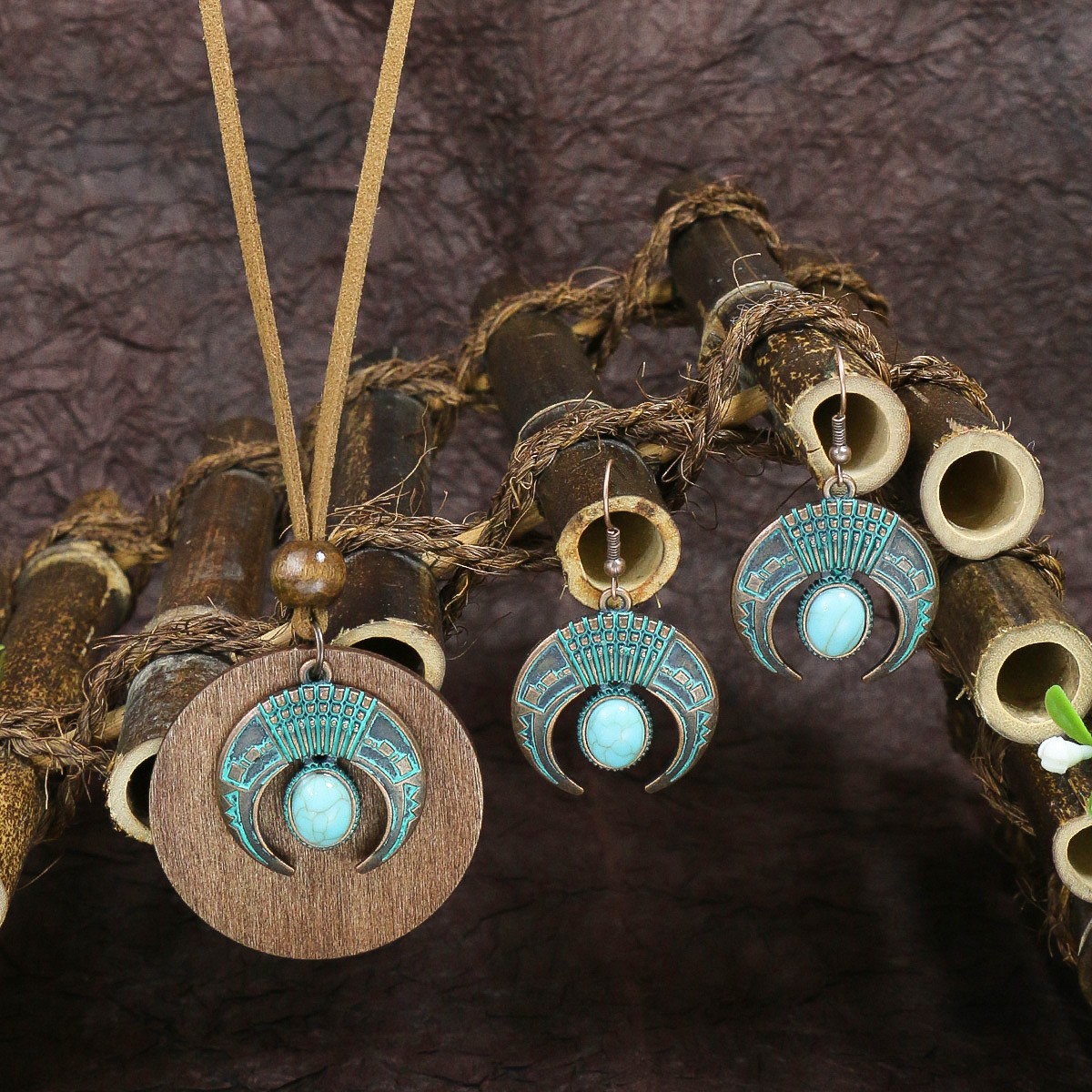 Estilo étnico aleación vintage colgante de madera collar europeo y americano popular antiguo angustiado pendientes geométricos transfronteriza nuevo traje