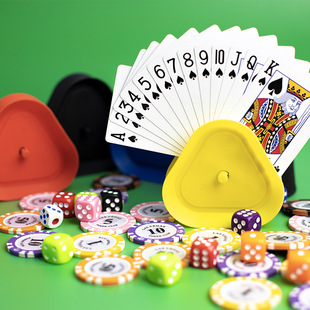 Четырехпорированный покер -держатель покер ручной игры держатели карт покер -треугольник ленивые люди