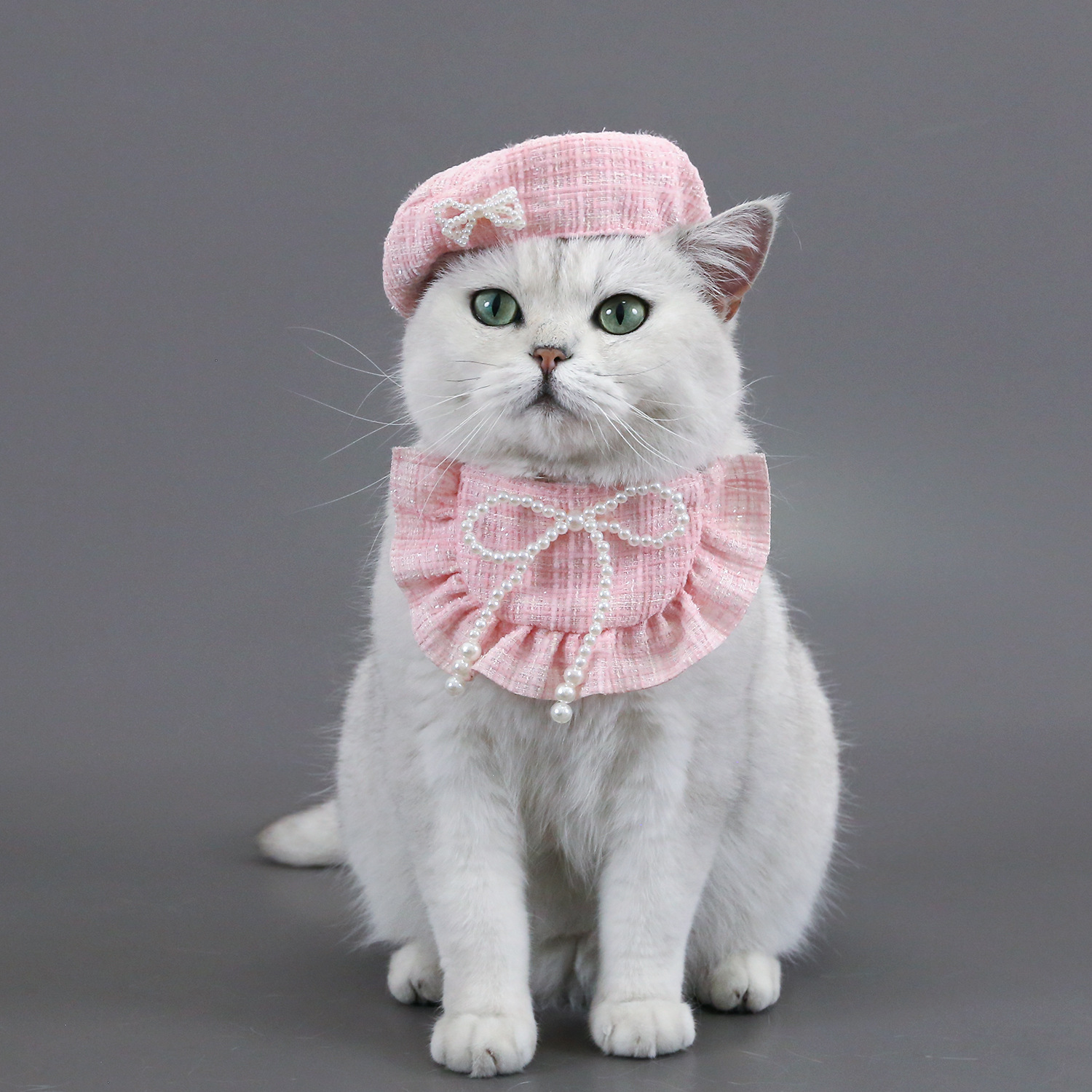 2024 nuevo tejido pequeño viento perla mascota arco boina de encaje princesa bib para gatos y perros