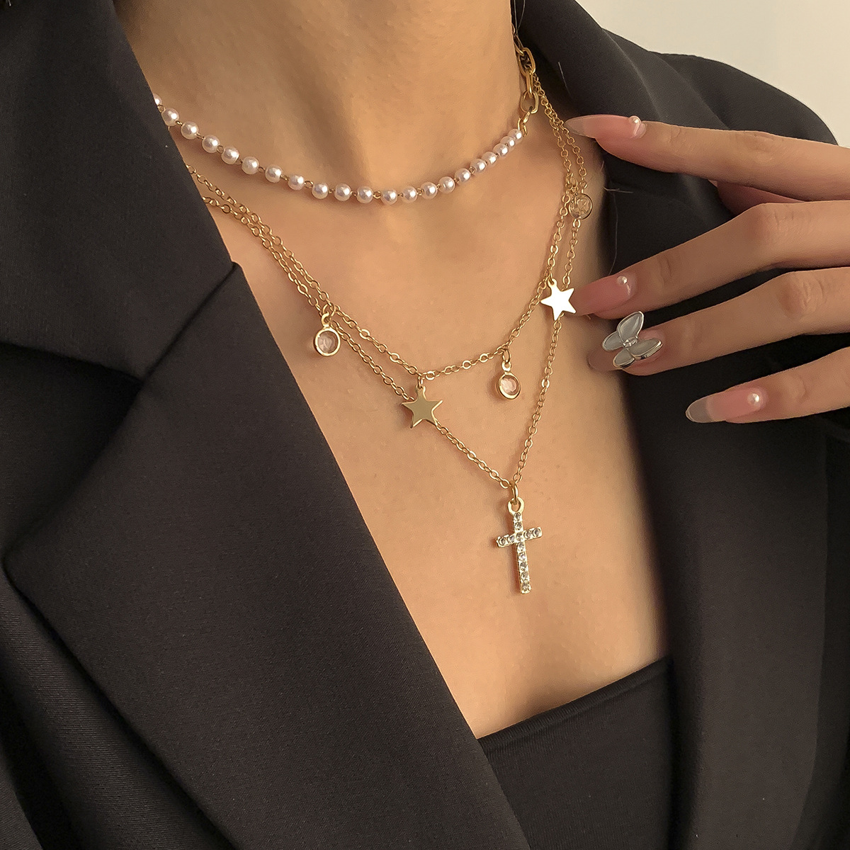 Pastoral retro geometric cross combination necklace French elegant imitation pearl beaded chain necklace