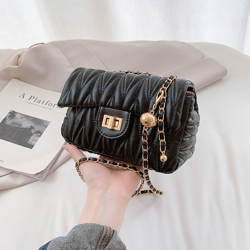 Bolsa feminina pequena estilo perfumado 2023, nova bolsa com corrente de bordado de diamantes, textura de bola dourada, estilo estrangeiro, bolsa transversal de ombro único_voghion.com