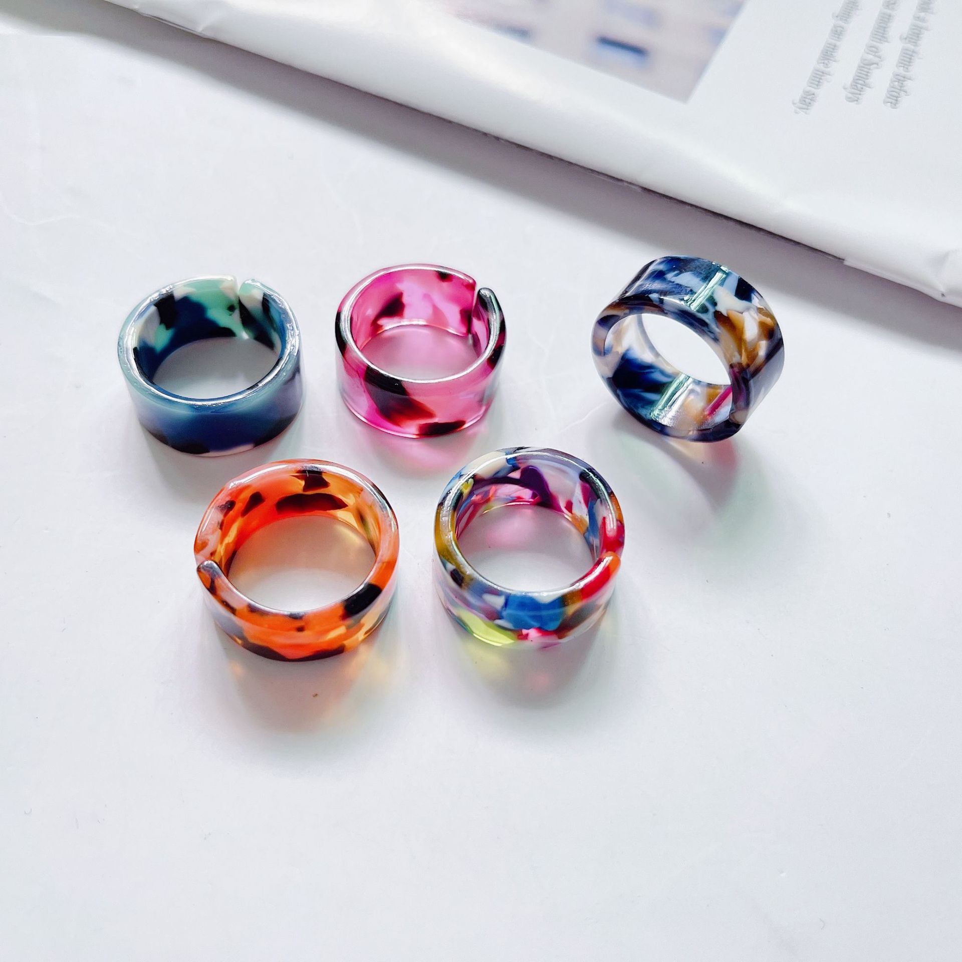 Fashion Adjustable Open Acrylic Acetate Marble Pattern Pair Ring display picture 2