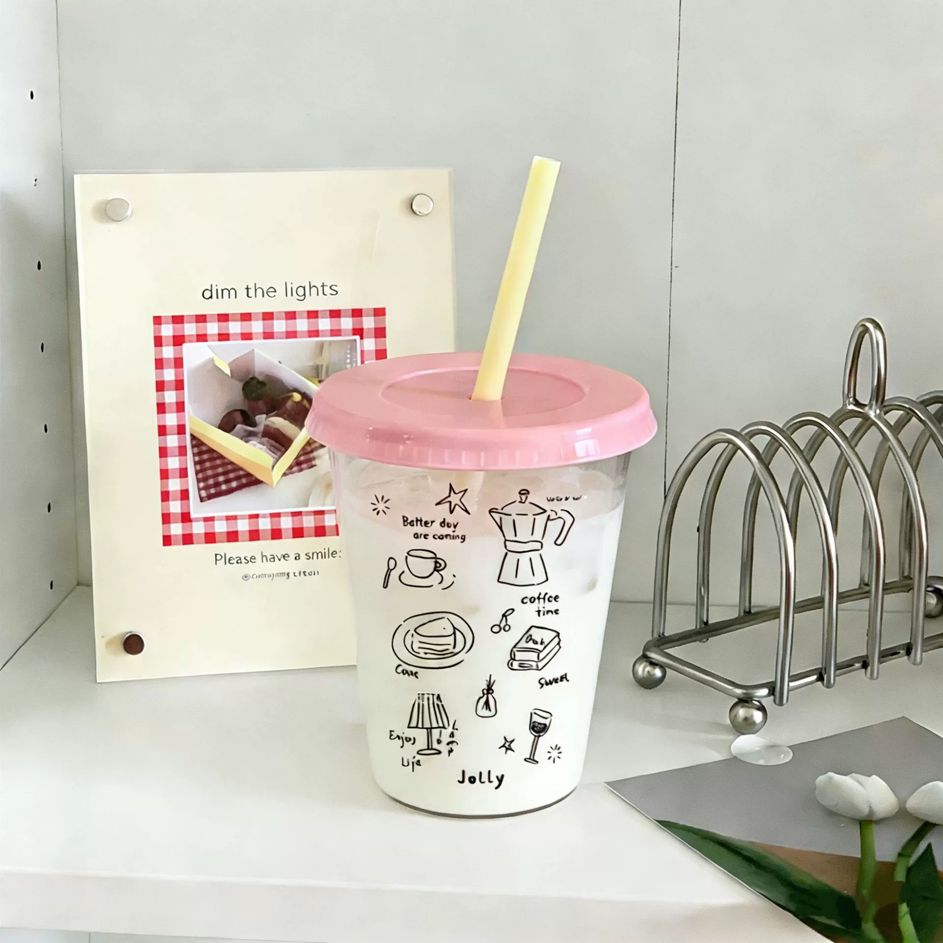 Ручной пластиковый стакан, PP 470 ml и 700 ml, летние милые дизайны с крышкой и трубочкой
