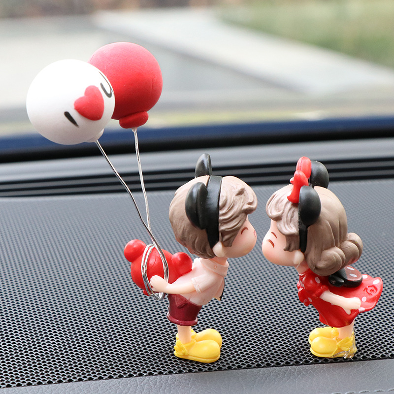 미키 인형 + 빨간색과 흰색 풍선