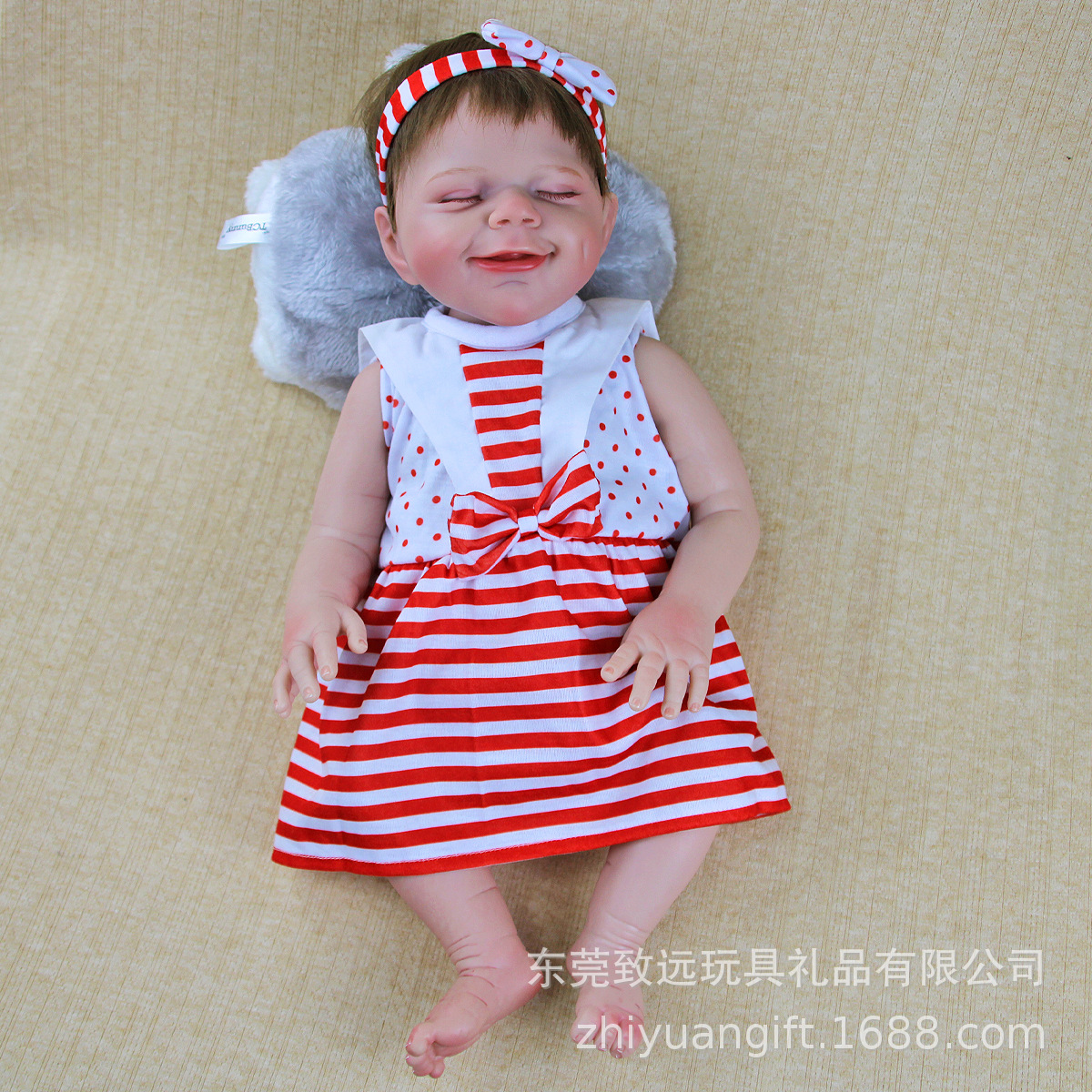 Muñeca reborn de 46 cm con venas y músculos visibles, suministro transfronterizo de muñecas bebé, dropshipping disponible.