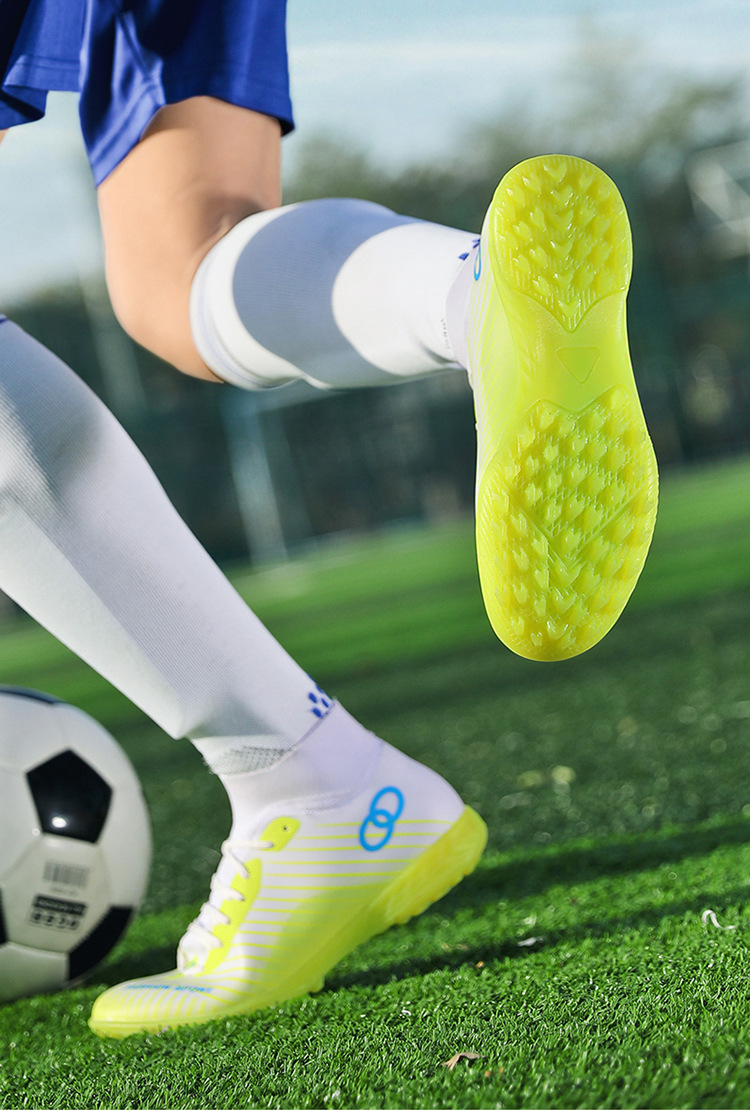 Bezšuvju lidojoši austi futbola apavi Vīriešu un sieviešu audzēkņu treniņu apavi ar smailēm._voghion.com