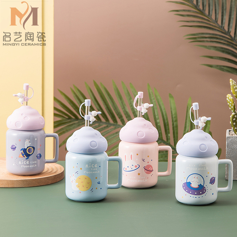 Lindo espacio conejo cubierta de silicona taza cerámica creativa dibujos animados con paja moda simple estudiante