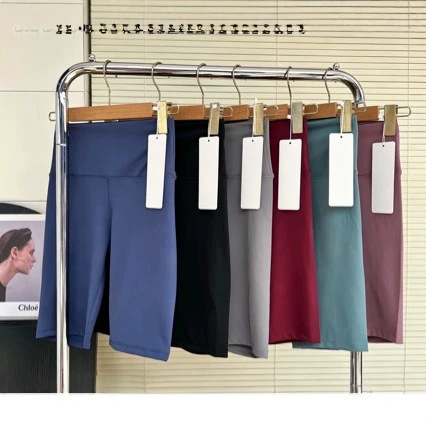 Bh5509A1O Naked-Feel Fabric High-Waisted Tummy Control Cycling Yoga Shorts 2026 Summer Thin Style Reflective at Night